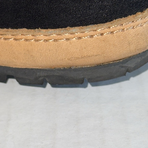 L’Amour Des Pieds Finiey Black Suede Tassel Loafers - Picture 14 of 14